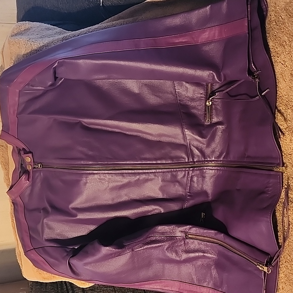 Roman's 20W (women) purple leather jacket